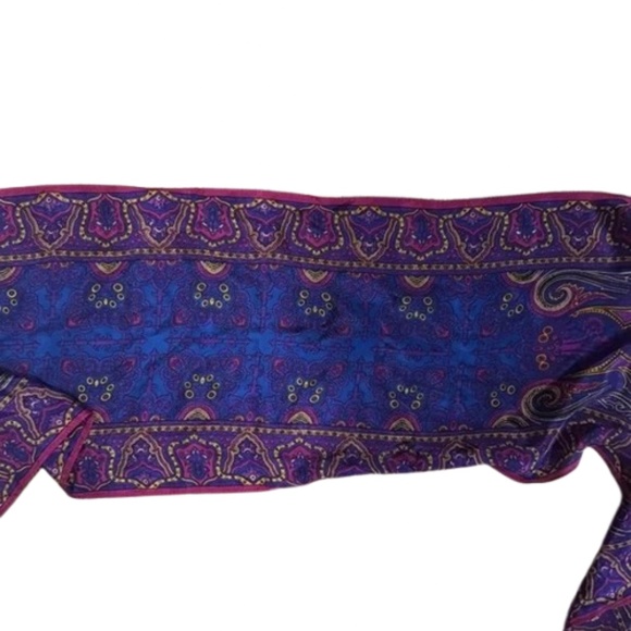 Oscar de la Renta Elegant Paisley Rectangular Silk Scarf EUC - Picture 5 of 7